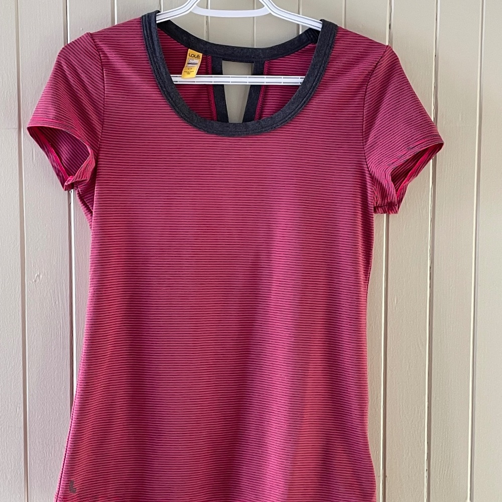 Lole - S - Like new - Sports tee with pink and grey stripes